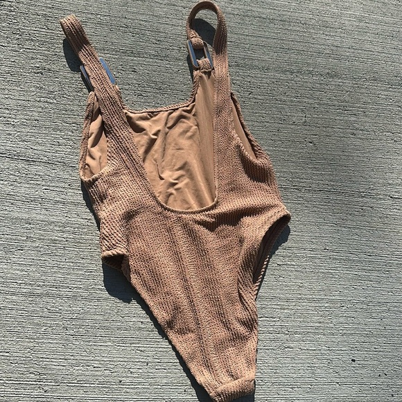 Aerie Shimmery Crinkle Birthday Scoop Cheekiest One Piece Swimsuit NWT - Picture 6 of 10